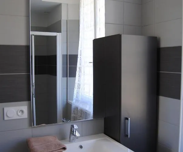 Domaine De Biscaye Bed & Breakfast 3*